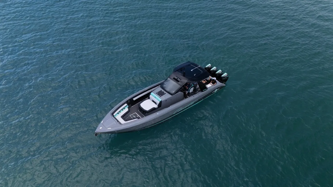 2025 Cigarette 41 Nighthawk