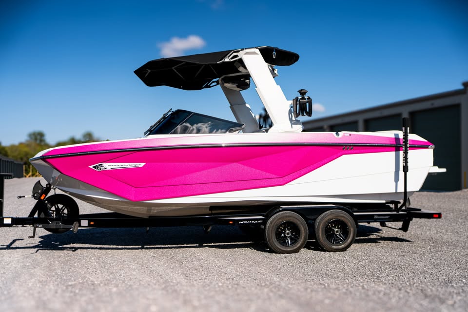 Nautique G23 trailer