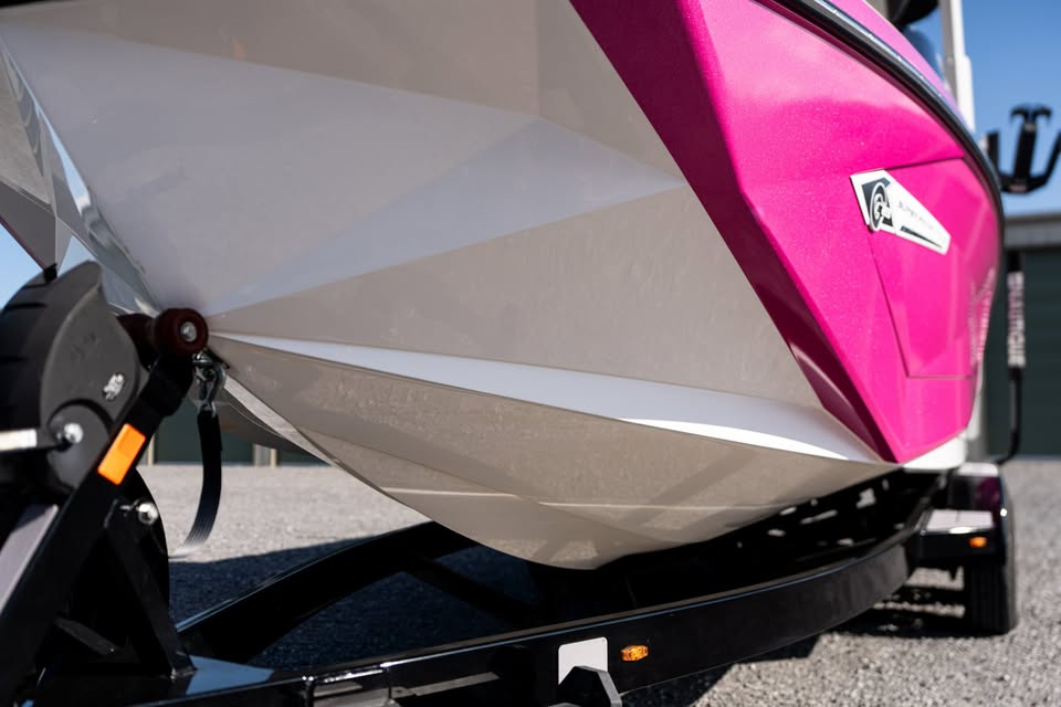 Nautique G23 interior view